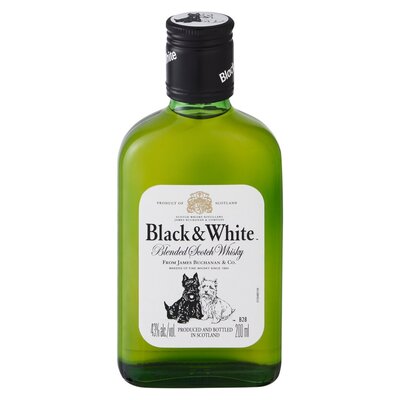 Black & White Scotch Whisky 200ml | Smart Price Specials | PnP Home